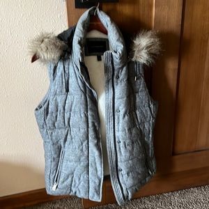 Women’s medium petite vest
